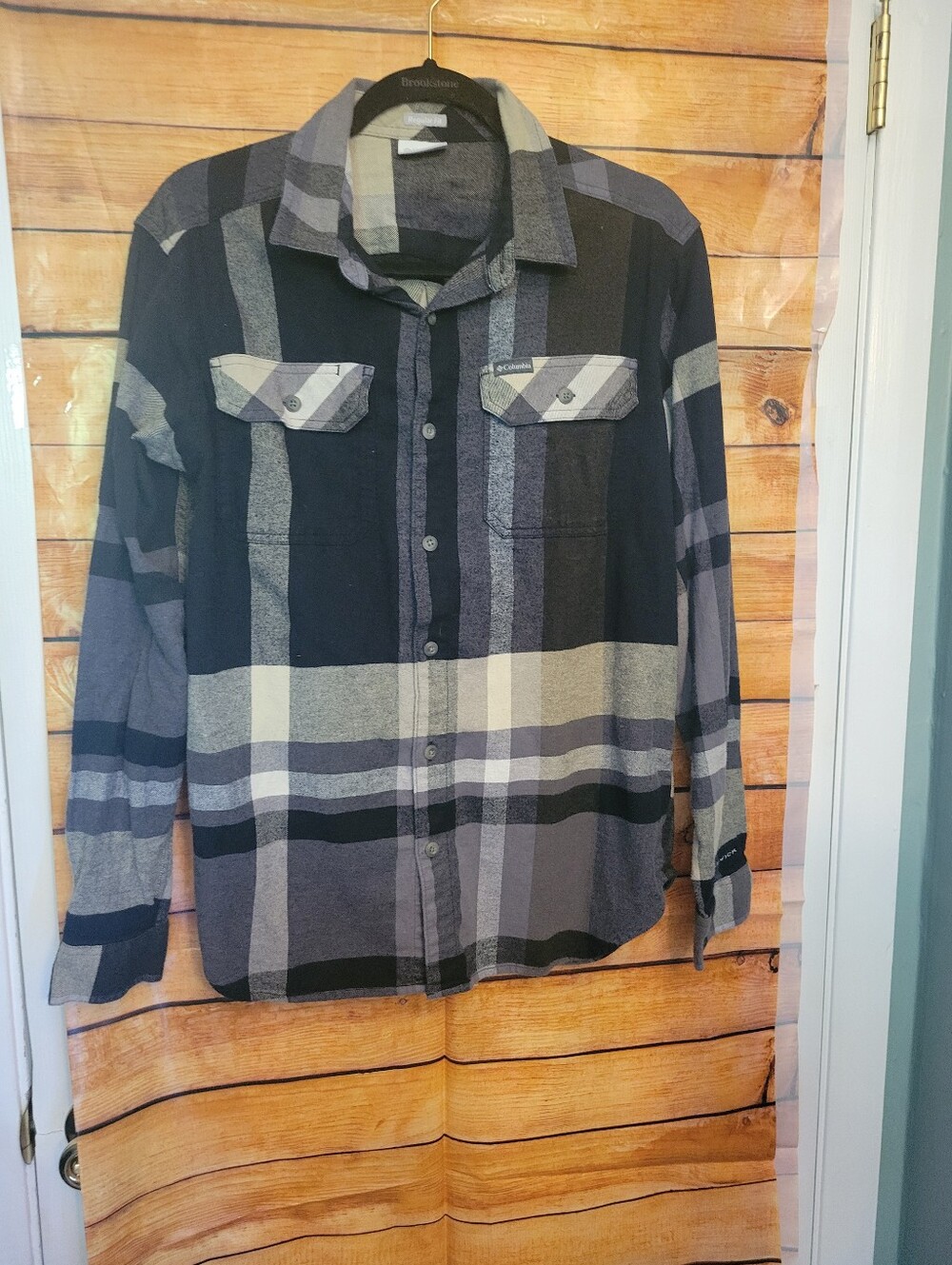 Men's Black & Gray Plaid Button-Up Shirt
